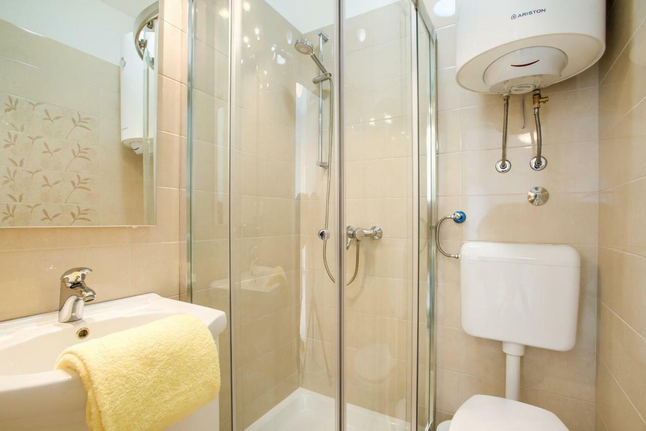 Apartman Paola Pula Exterior foto